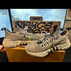 Nike Space Hippie Wolf Grey